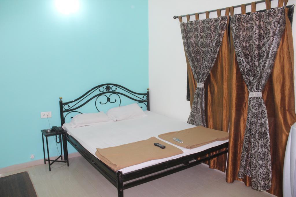 Hotel Preetam Aurangabad Room photo